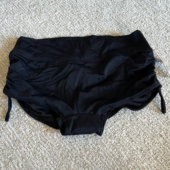 High waist cheeky bikini bottoms - Picture 1 of 4